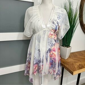 Y2k SS Babydoll Floral V-Neck Top Small Asymmetrical Hem Fairy Whimsical EUC